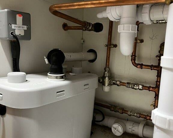 plumbing under sink
